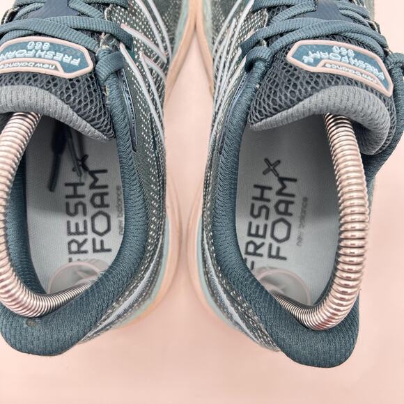 New Balance Fresh Foam 860 Shoes Womens Size 8 Blue Teal Running Mesh Athletic - Picture 8 of 10